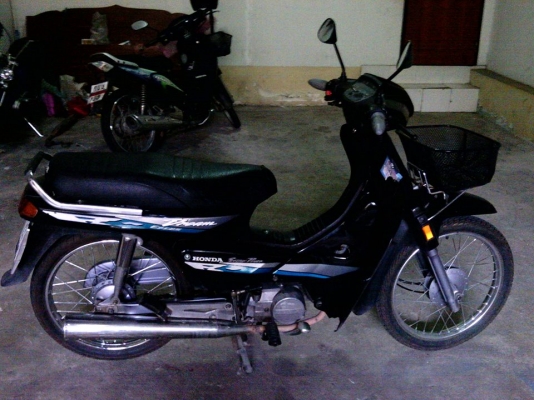 ขายรถฮอนด้า ดรีม 100ไฟท้ายมน บังลมสีดำ ขายรถฮอนด้า ดรีม 100ไฟท้ายมน บังลมสีดำ