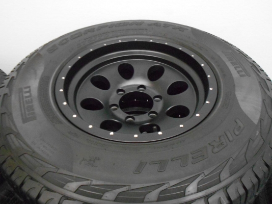 ขายล้อแม็ก Lenso หยดน้ำ 16x9 ET0(ของใหม่)พร้อมยาง Pirelli 275/70/16 ปี 11 ดอกสวยจัด 1 ชุด/ใส่-ถ่วงฟรีค่ะ ขายล้อแม็ก Lenso หยดน้ำ 16x9 ET0(ของใหม่)พร้อมยาง Pirelli 275/70/16 ปี 11 ดอกสวยจัด 1 ชุด/ใส่-ถ่วงฟรีค่ะ