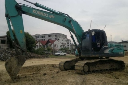 KOBELCO SK200-8 YN11 ออกห้างปี53 สภาพสวยๆ ขาย 1,950,000