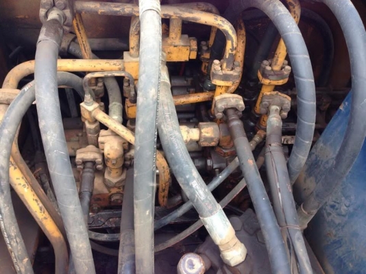 KOMATSU PC 120  สวยๆ