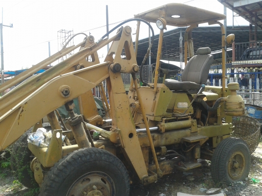 ขายรถตักตามสภาพ