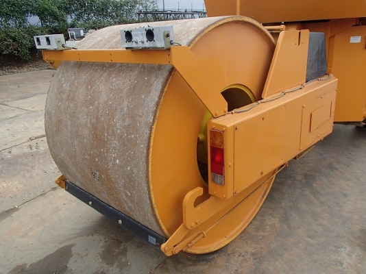 รถบดถนน รถบดถนน