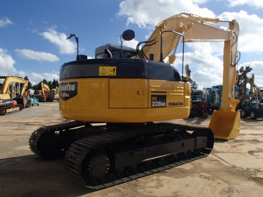 รถขุดดิน รถขุดดิน