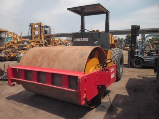 ขายรถบด DYNAPAC  CA251D สภาพสวย