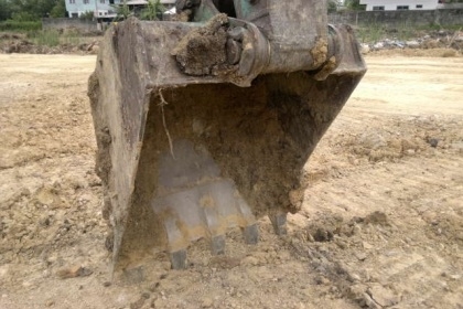 KOBELCO SK200-8 YN11 ออกห้างปี53 สภาพสวยๆ ขาย 1,890,000