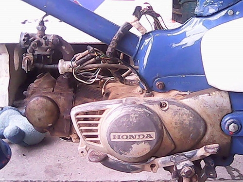 ขายเครื่อง C700 CDI เครื่องดีคับไม่ควันไม่ดัง คันสตาร์ทคันเกียรไม่เชื่อม ได้อุปกรณ์ครบพร้อมยกใส่ครับ ราคา 2000 บาทพร้อมส่งครับ