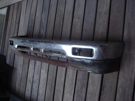 ขายกันชนหน้าโครเมี่ยมสภาพพอได้เอาทำความสะอาดเองไว้เป็นอะไหล่ได้ของ lnใส่ไมตี้ได้