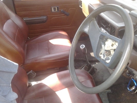 รถกระบะ ขายมิตซูแอลโรสภาพดีราคาถูกภาษีขาด1เดือน(ลดเหลือ87000บาท)