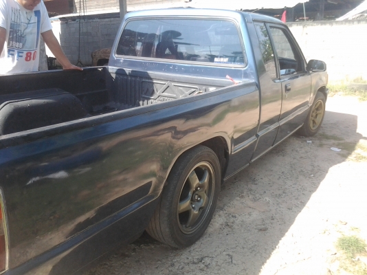 รถกระบะ ขายมิตซูแอลโรสภาพดีราคาถูกภาษีขาด1เดือน(ลดเหลือ87000บาท)