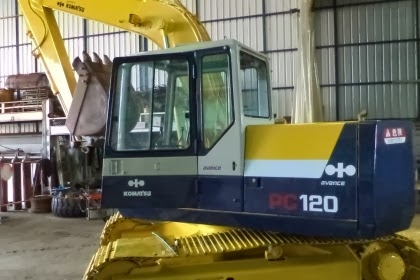 PC120-5-35567รถจอดที่(CSนวนคร)ครับ.