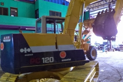 PC120-5-35567รถจอดที่(CSนวนคร)ครับ. PC120-5-35567รถจอดที่(CSนวนคร)ครับ.