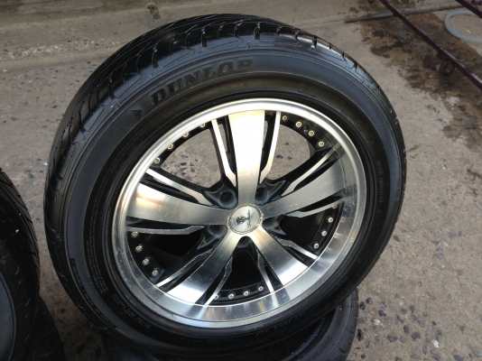 มือ2 ขอบ18" 5รู114 กว้าง8" พร้อมยาง Dunlop 235-55-18 ปี12 ดอกสวยๆทั้ง4ล้อ