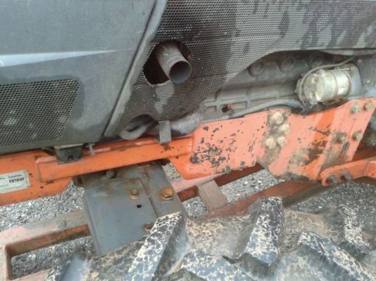 ขายรถไถ KUBOTA L4508 พร้อมดันหน้าช้าง สภาพเดิมๆไม่ต้องทำสีใหม่