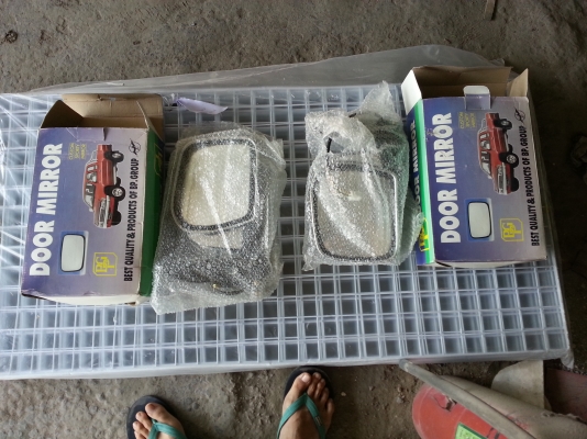 ขายกระจกมองข้างไฟฟ้าไทเกอร์d4d แท้ใหม่ครับ