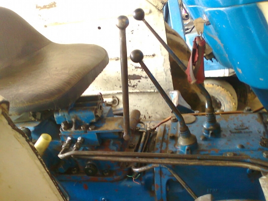 FORD 6610 มีทะเบียนครบ มีใบดันหน้า มีผาน 7