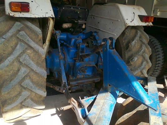 FORD 6610 มีทะเบียนครบ มีใบดันหน้า มีผาน 7