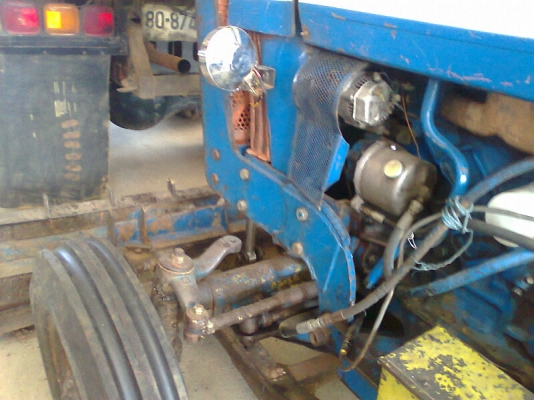 FORD 6610 มีทะเบียนครบ มีใบดันหน้า มีผาน 7