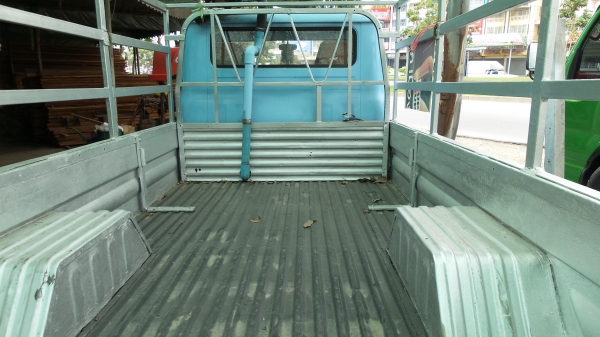 ขายรถสี่ล้อใหญ่ ขายรถสี่ล้อใหญ่