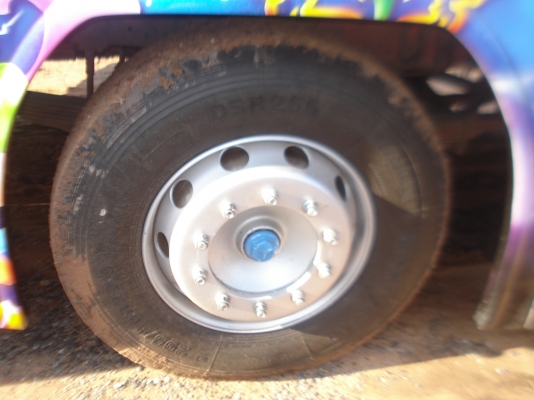 ขายรถบัสเบนช์ เครื่อง ek 100 260 แรง สถาพใหม่ พร้อมใช้งาน