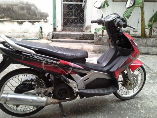 ขายด่วน nouvo mx ปี 50 สีแดง ดำ รถสวย เดิมมากๆ ชุดสีสด เครื่องแน่น ลองขับได้จ้า เอกสารครบ ภาษี พรบ.ไม่หมด