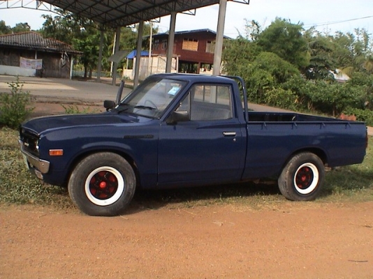 ขาย DATSAN 620 ช้างเหยียบ 4 ขอครับ