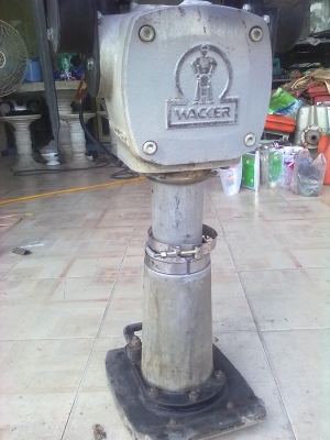 เครื่องตบดินจิงโจ้WACKER ของ USA สภาพ 90\% เครื่องนิ่ม ตบแรง