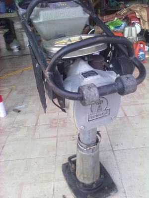 เครื่องตบดินจิงโจ้WACKER ของ USA สภาพ 90\% เครื่องนิ่ม ตบแรง