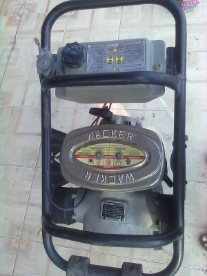 เครื่องตบดินจิงโจ้WACKER ของ USA สภาพ 90\% เครื่องนิ่ม ตบแรง