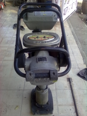 เครื่องตบดินจิงโจ้WACKER ของ USA สภาพ 90\% เครื่องนิ่ม ตบแรง