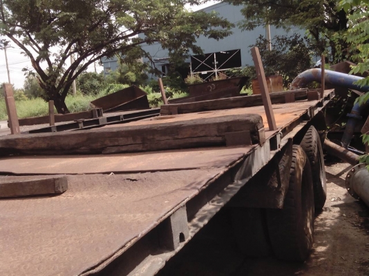 ขายรถ10ล้อพื้นเรียบเครื่อง275แรงกระบะยาว7เมตร