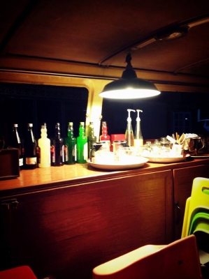 รถตู้ เปิดบาร์ เครื่องดีเซลพร้อมใช้งาน