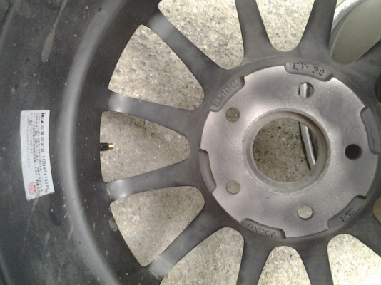 advance rs ขอบ18 มีคู่เดี่ยว