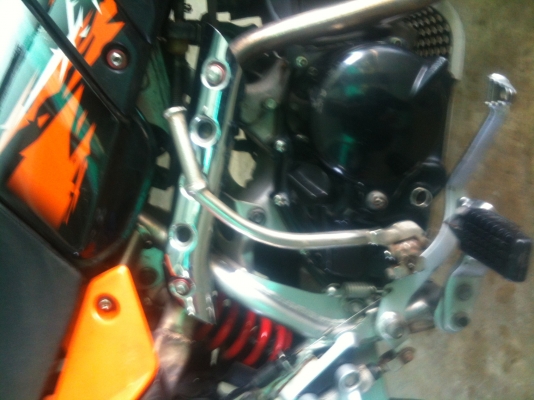 ขาย ksr  ปีเก่า แต่ใส่กรอบ new ksr ทะเบียนโอน ตามสภาพ 40000