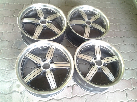 ลายดาวสีดำขอบ18