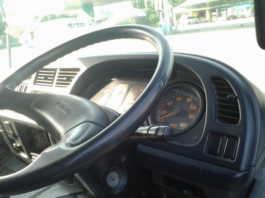 ขายรถ ISUZU ตู้แห้ง10 บาน