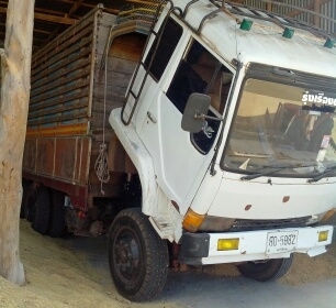 HINO KT925 หัวคุณหลงลงเล่มแล้ว เครื่อง HO7D 195 แรง เบรคทิฟฟี่ ยางใหม่ 10 เส้น ภาษีเต็ม