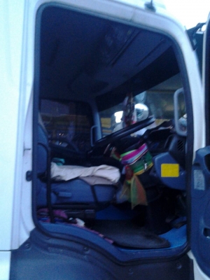 ขายรถบรรทุกตู้แห้ง