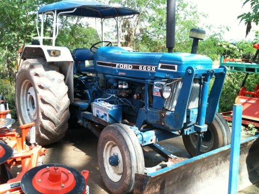 ขายรถฟอร์ด 6600 พร้อมใบมีด ผานพรวน