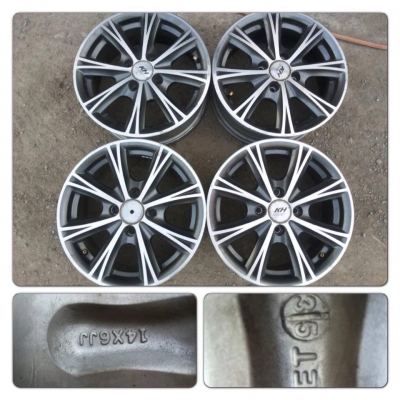 ขายแม็กมือ2ลาย KH ขอบ14 4 รู100 ราคา 3,500 บาทราคาถูก