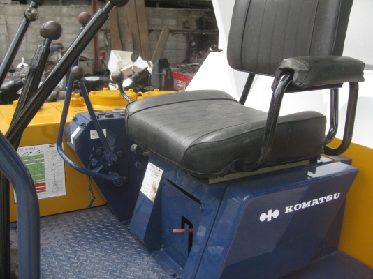 ขายรถขุดKOMATSU PC30 พร้อมใช้งาน ขายรถขุดKOMATSU PC30 พร้อมใช้งาน