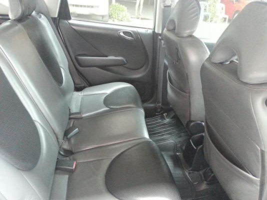 ขายด่วน HONDA JAZZ 1.5 I-DIS 2004 ขายด่วน HONDA JAZZ 1.5 I-DIS 2004