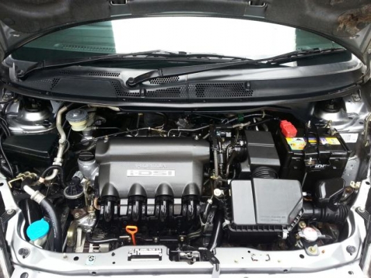 ขายด่วน HONDA JAZZ 1.5 I-DIS 2004 ขายด่วน HONDA JAZZ 1.5 I-DIS 2004