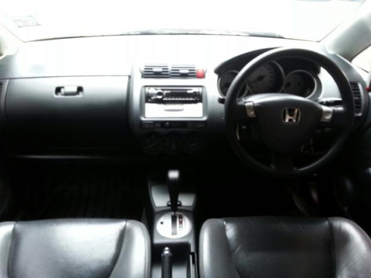 ขายด่วน HONDA JAZZ 1.5 I-DIS 2004 ขายด่วน HONDA JAZZ 1.5 I-DIS 2004