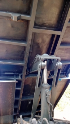 อีซูซุ. ดีีกา้270ยูโร2สองเพลาดั้มลด2150000