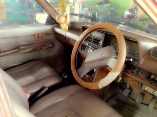 ขาย มาสด้า 323 XL เครื่องดี แอร์เย็น ภายในเดิมๆครบๆ ขาย 23000 ต่อรองได้