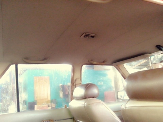 ขาย มาสด้า 323 XL เครื่องดี แอร์เย็น ภายในเดิมๆครบๆ ขาย 23000 ต่อรองได้