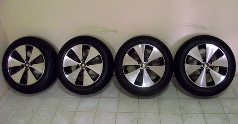 ล้อขอบ 15 4 รู 114  แนว vip พร้อมยางปี 10
