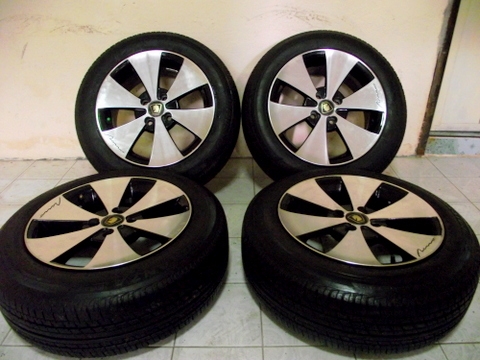 ล้อขอบ 15 4 รู 114  แนว vip พร้อมยางปี 10