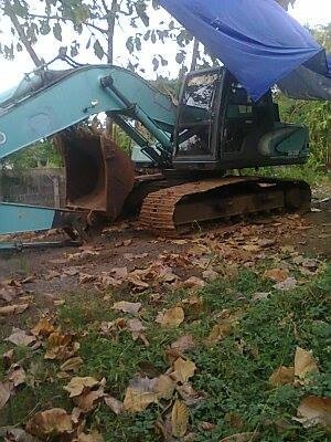 ขาย โกเบลโก้ มาร์ค 3  200 เก๋งน้ำเงิน ไฟฟ้าตัด เล่มทะเบียน ราคา 900,000 ติดต่อคุณหนาม 087-9666599