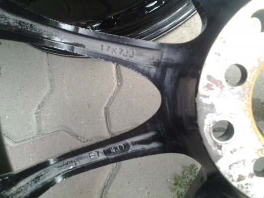 rzdf ขอบ17  มีคู่เดี่ยว